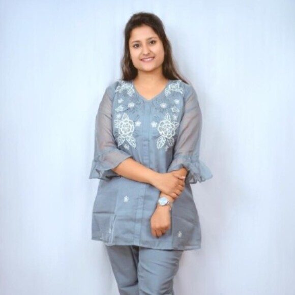 Profile picture of Saloni Lohia